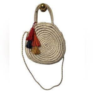 NWOT Straw Studios woven round bag with raffia tassels summer beach